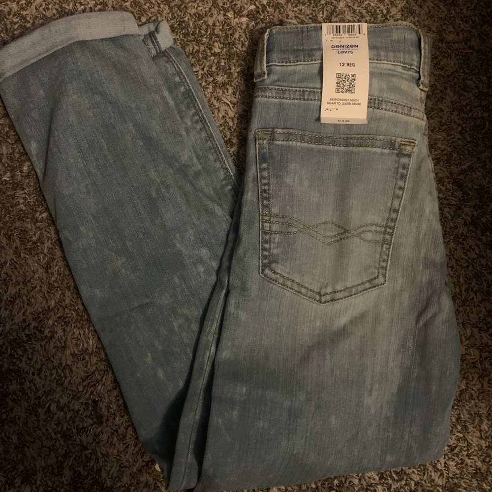 Levis size 12 girls Acid wash jeans tapered